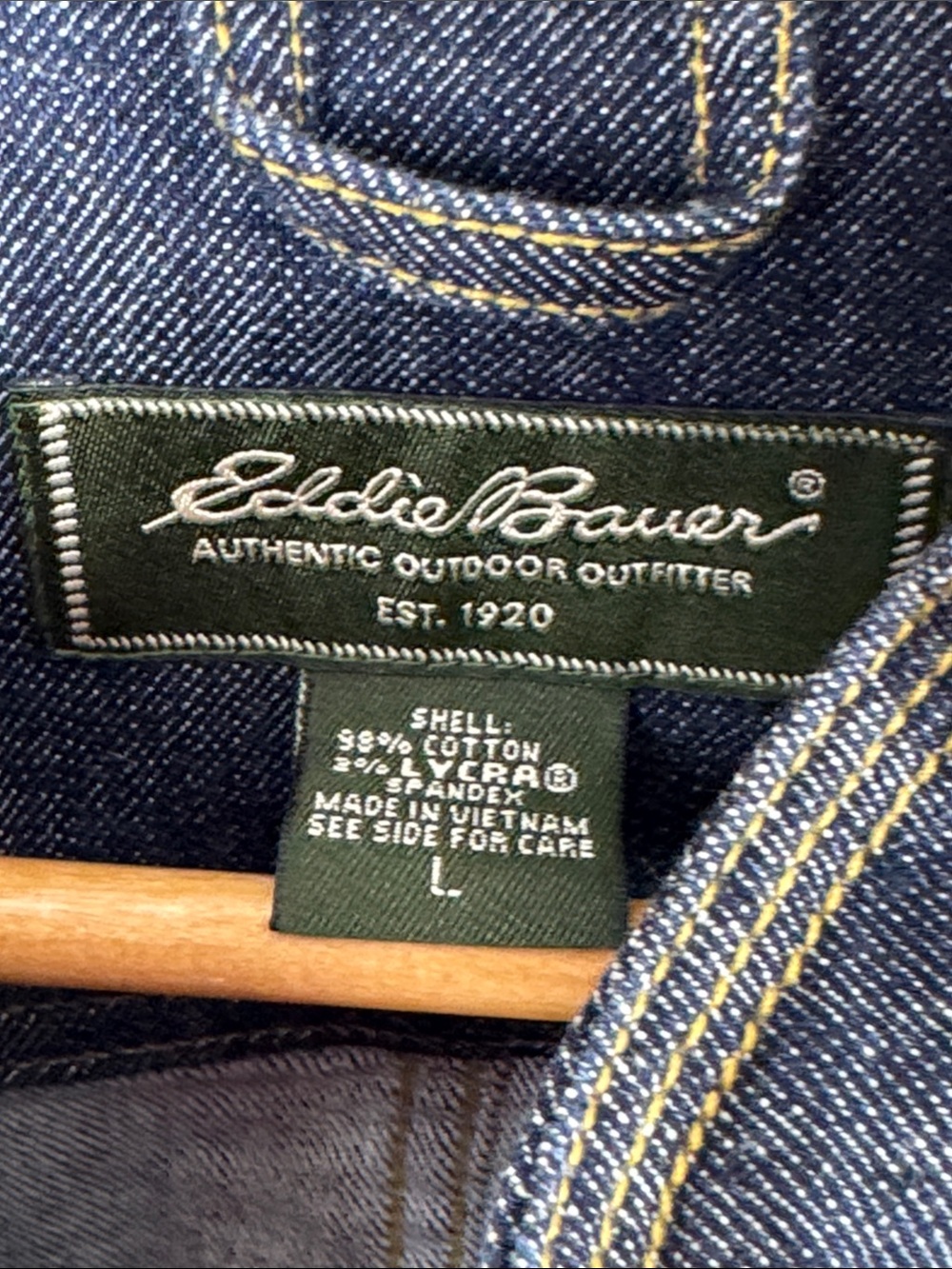Eddie Bauer Mock Neck Denim Jacket. Size Large. - Picture 5 of 6